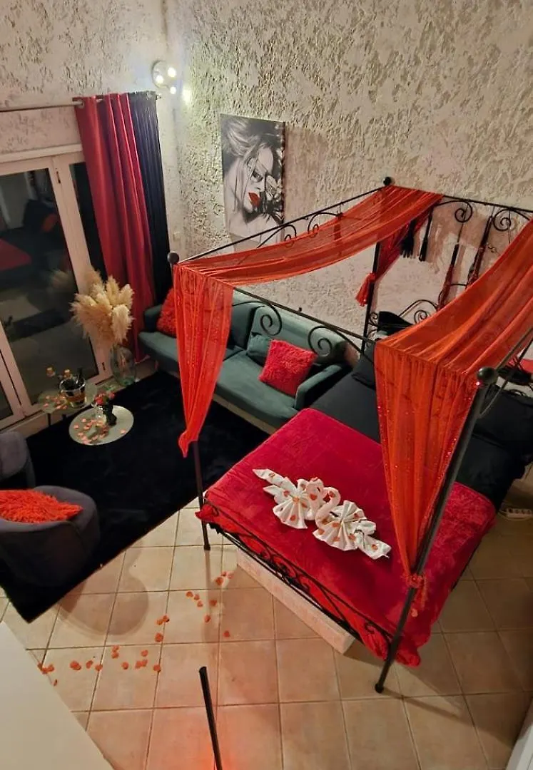 Duplex Love Room & Spa Tourves Apartment